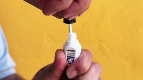 قلم خش گیر ماشین از کجا بخریم؟ خرید قلم خشگیر حضوری و آنلاین