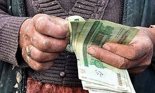 شوک ۳۶ میلیونی به سفره کارگران؛ دستمزد فقط ۹ روز دوام میآورد