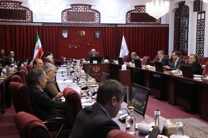 بیست و ششمین جلسه شورای ملی تامین مالی برگزار شد؛ موافقت شورا با تشکیل صندوق املاک و مستغلات دولت و امکان توثیق داراییهای دیجیتالی