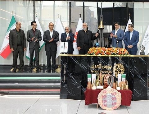 زنگ بورس تهران به نام فباهنر نواخته شد