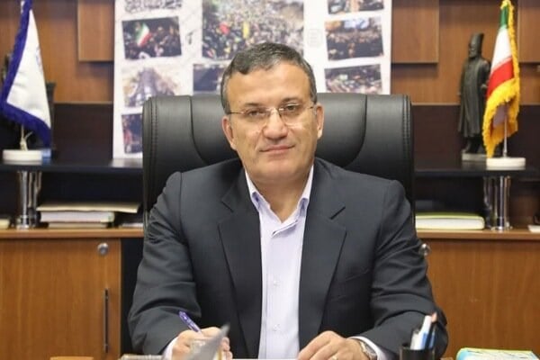 محمودی: پنج بازارچه شهرداری اراک به عرضه کالاهای اساسی اختصاص یافت