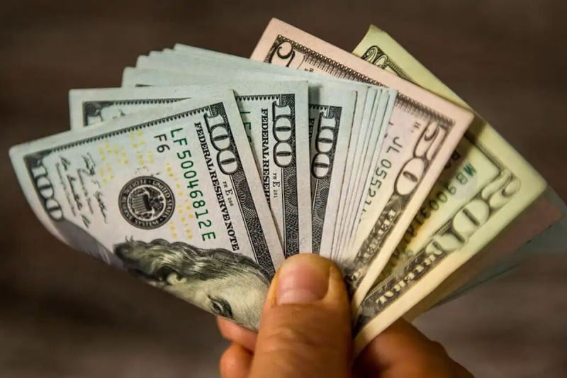 دلار از کجا بخریم؟