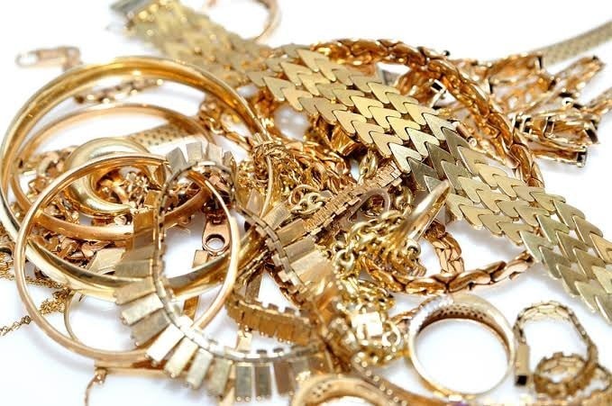 چرا خرید طلای دست دوم میتواند ریسکآفرین باشد؟