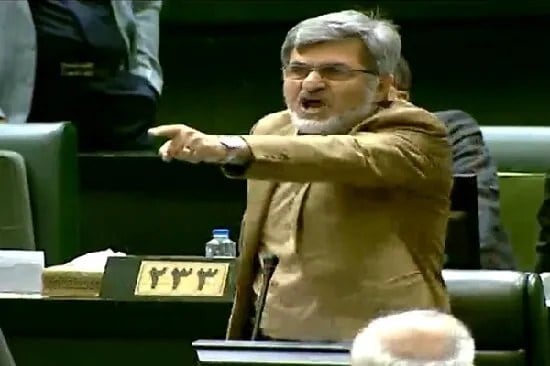 آقای رئیس کل بانک مرکزی! برای ما هم ۱۰ هزار دلار میرسد؟! / سوال ۲.۵ میلیارد تومانی کوچک زاده و بقیه ماجرا + فیلم