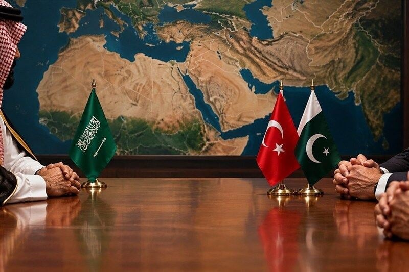 آخرین تحولات جنگ عربستان و یمن؛ ائتلاف مکه یا ائتلاف علیه مردم مظلوم یمن؟!