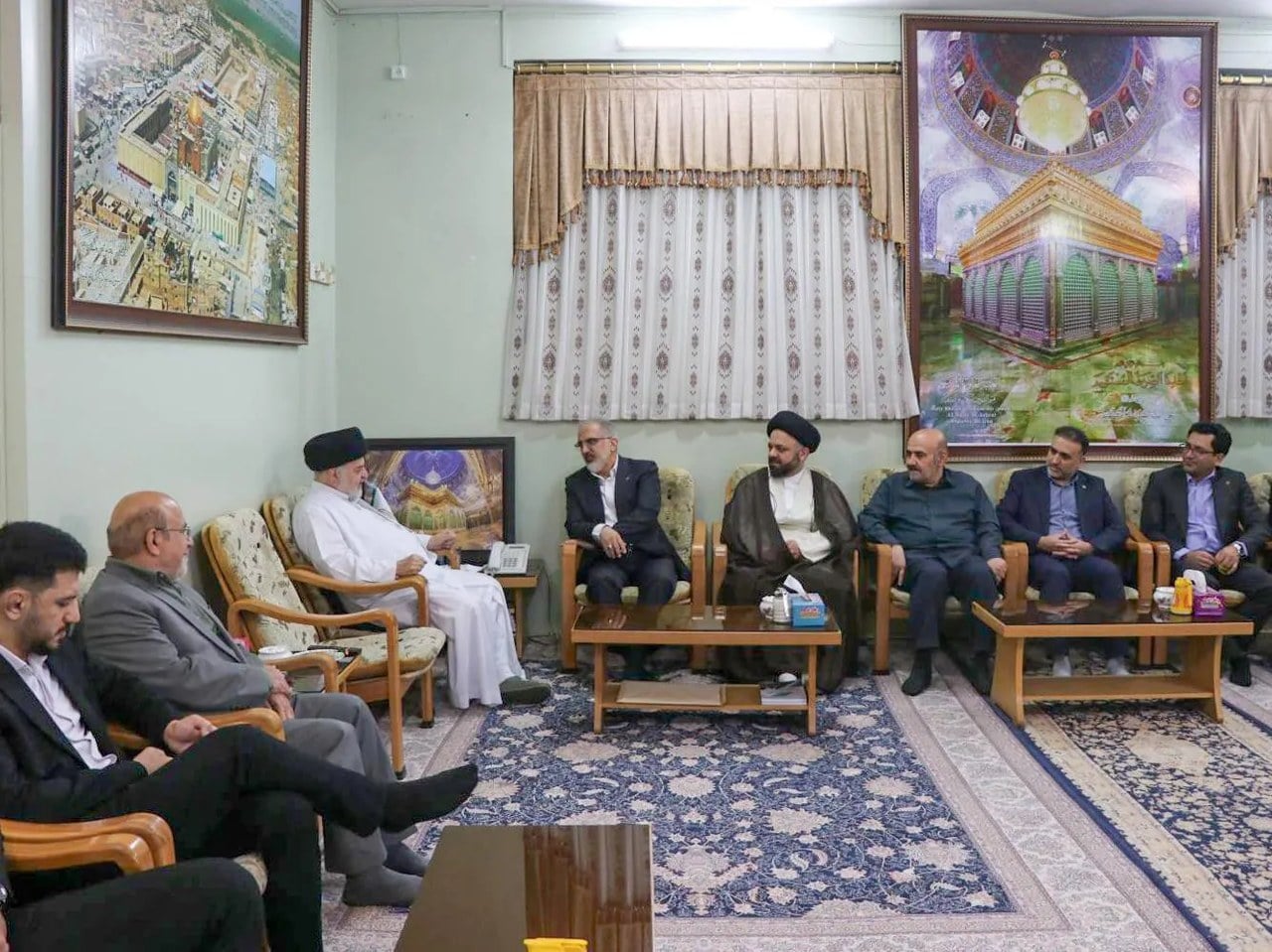 تأکید نماینده آیتالله سیستانی بر مدیریت کارآمد و تسهیل فرآیندهای بانکی/ دکتر خورسندیان: بانک مسکن بیش از نیمی از بار تأمین مالی نهضت ملی مسکن را بر دوش دارد
