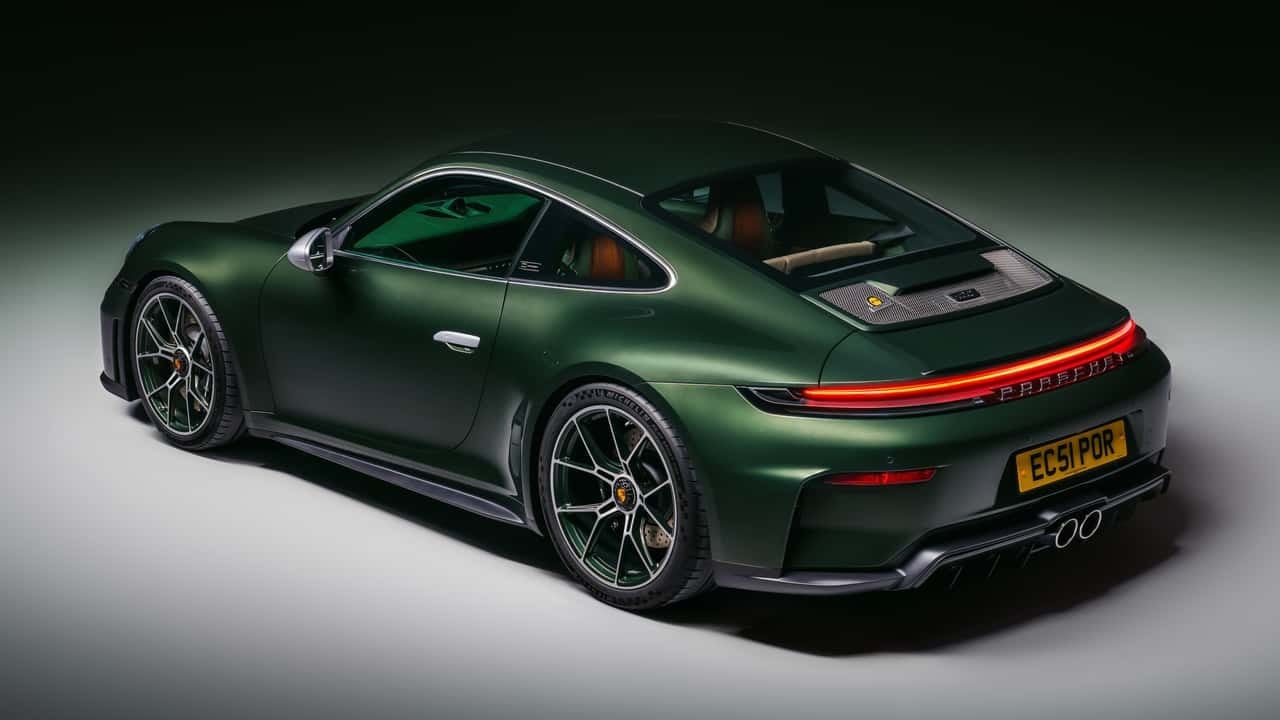 معرفی نسخه ویژه پورشه 911 GT3 برای گرامیداشت ۷۵ سال حضور در بازار بریتانیا