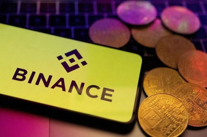 بایننس برای فعالیت بدون مجوز در اتحادیه اروپا بازخواست میشود