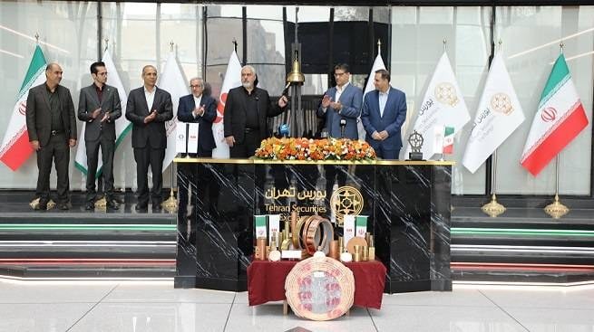مس شهید باهنر در ایستگاه «یک‌شنبه-یک‌ناشر»؛زنگ بورس تهران به نام فباهنر نواخته شد