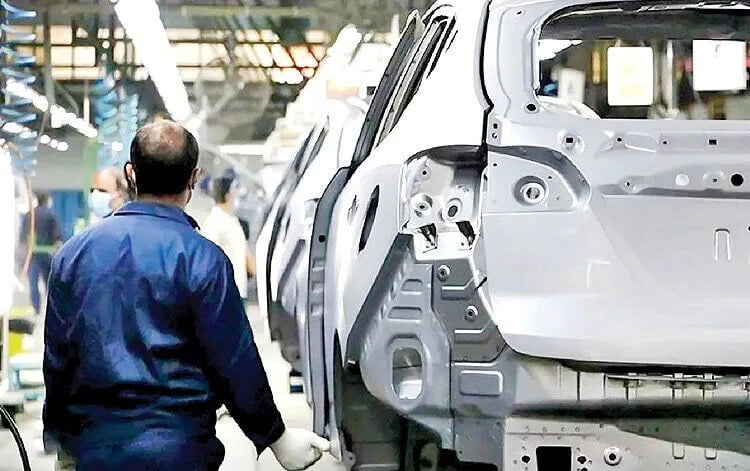 آیا افزایش قیمت خودرو باعث سودآوری خودروسازان شد؟ بررسی عملکرد ایرانخودرو