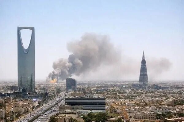 آخرین تحولات جنگ عربستان و یمن؛ ازکشتار غیرنظامیان یمن تا حملات موشکی و فرار سرمایه گذاران از عربستان