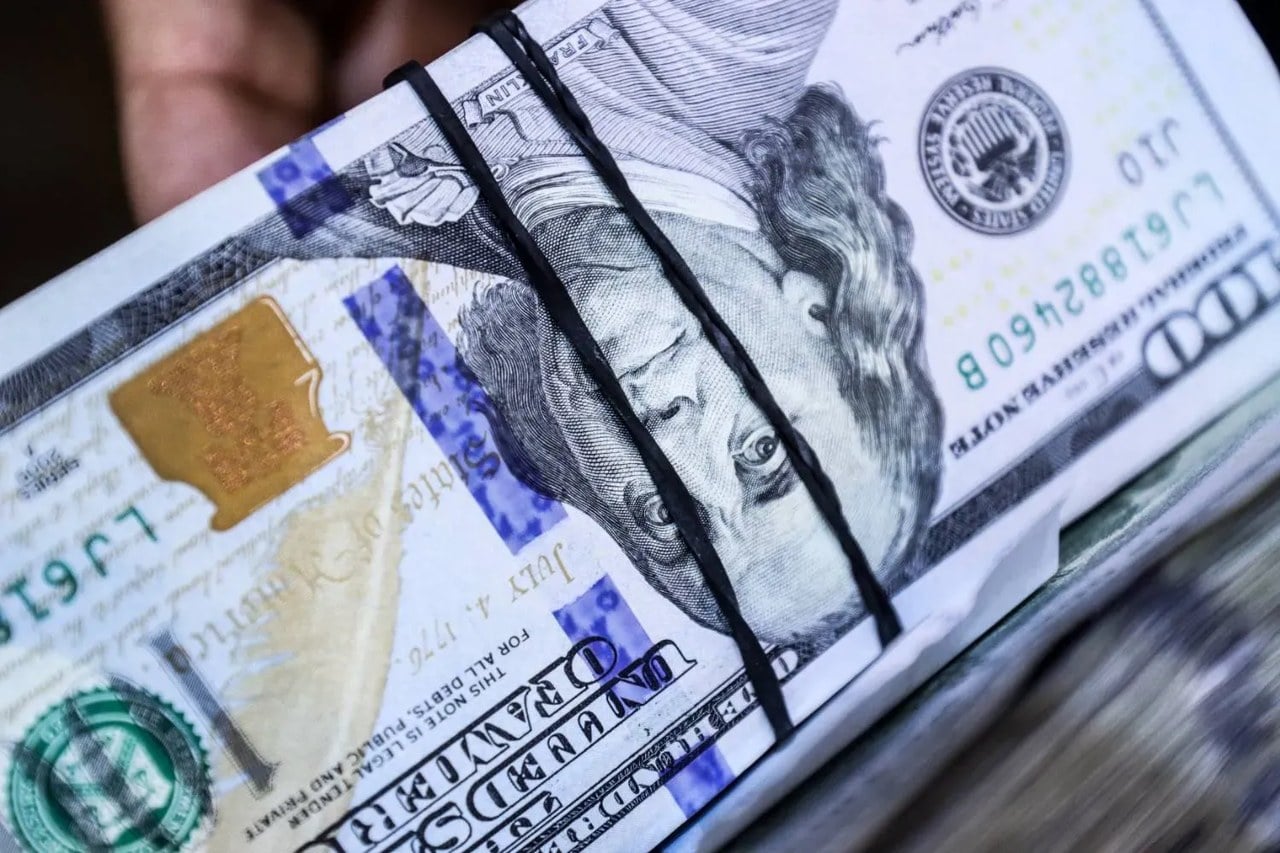زنگ خطر برای خریداران دلار؛ نرخ حقیقی ارز از اصلاح بازار خبر می‌دهد