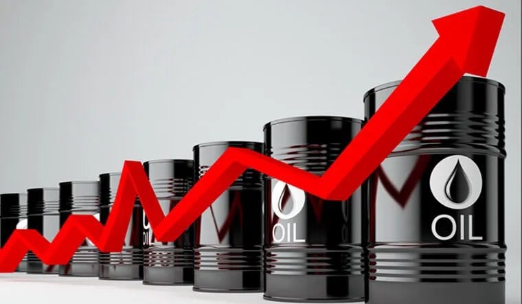 قیمت نفت در مسیر رشد هفتگی قرار گرفت | آخرین نرخ نفت برنت و WTI