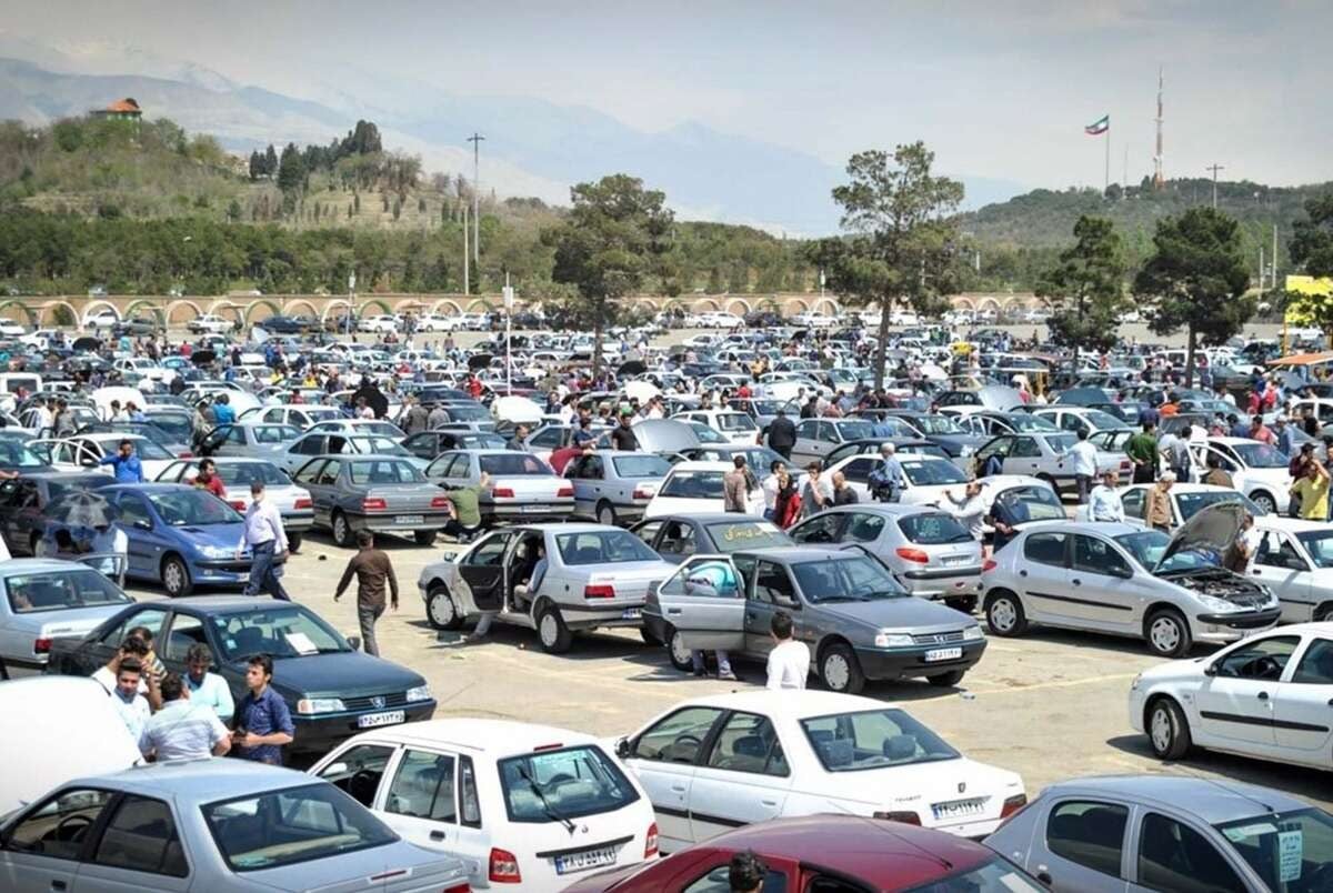 نوسان شدید قیمتها در بازار خودرو؛افزایش ریسک خرید و فروش