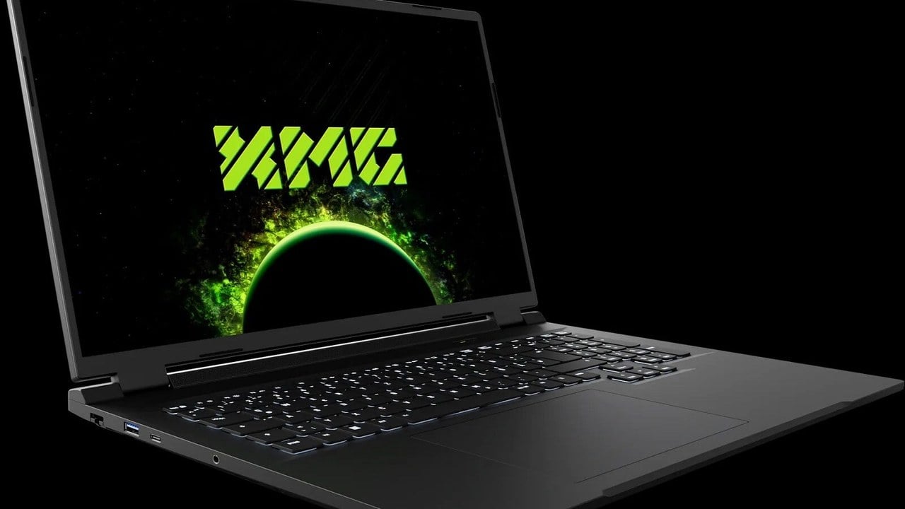 دو لپ‌تاپ گیمینگ غول‌پیکر XMG با نمایشگر ۳۰۰ هرتزی معرفی شدند + تصویر