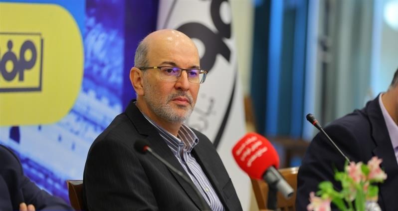 معاون استراتژی و توسعه فناوری فولاد مبارکه تأکید کرد: ضرورت پیشبرد همزمان تولید و پروژههای تحولآفرین در فولاد مباركه