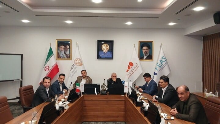 فباهنر به دنبال کیمیاگری در تولید/ از نیروگاه خورشیدی تا تولید فویل مسی