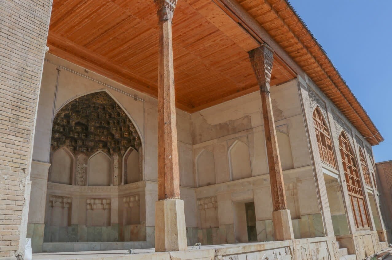 از دیوانخانه شیراز تا تخت جمشید؛ سند مالکیت آثار تاریخی فارس صادر شد