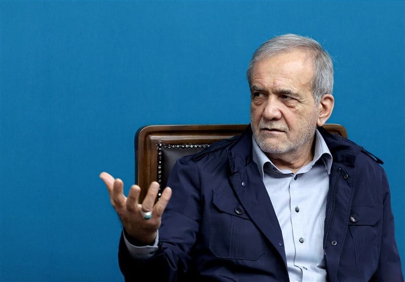 پزشکیان: سلامت مردم اولویت اصلی دولت است/ تأکید بر غربالگری سلامت کارکنان و ارتقای فرهنگ عمومی/ مدیریت مصرف انرژی و اجرای داوطلبانه طرح سهشنبههای بدون خودرو