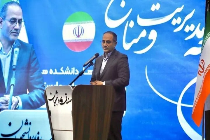 آمادگی وزارت راه و شهرسازی برای همکاری در زمینه مسکن کارکنان سلامت