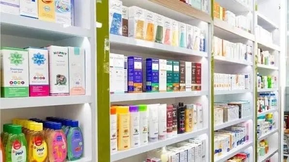توضیح وزارت بهداشت درباره «اثر رژلب» و گرایش به محصولات غیرمجاز