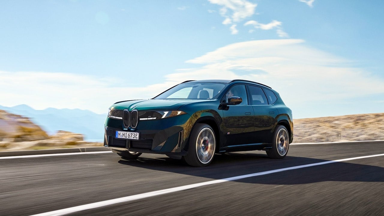 قدرتمندترین شاسی‌بلند برقی BMW iX3 با ۶۱۲ اسب بخار قدرت معرفی شد + تصویر