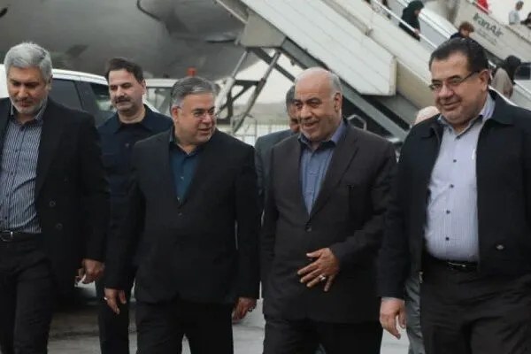 در جنگ تحمیلی سوم جا به جایی کالاها از بنادر جنوبی کشور شبانه روزی انجام شد