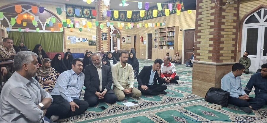 پردیس | برگزاری جلسه شورای پیشرفت محله با محوریت طرح «سلام محله» در فاز ۱۱ مسکن مهر