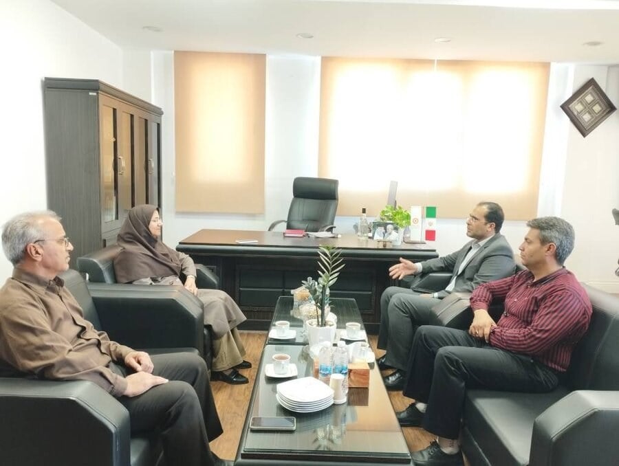 جلسه مذاکره با مدیران بانک رسالت در دفتر مدیرکل بهزیستی استان خراسان جنوبی برگزار گردید.