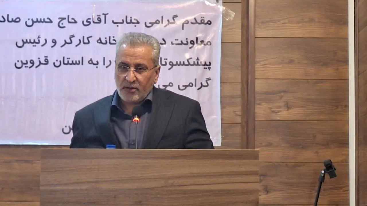 احمدپور: ۷۰ درصد جمعیت قزوین تحت پوشش تأمین اجتماعی هستند؛ شستا نگاه ویژهای به استان داشته باشد