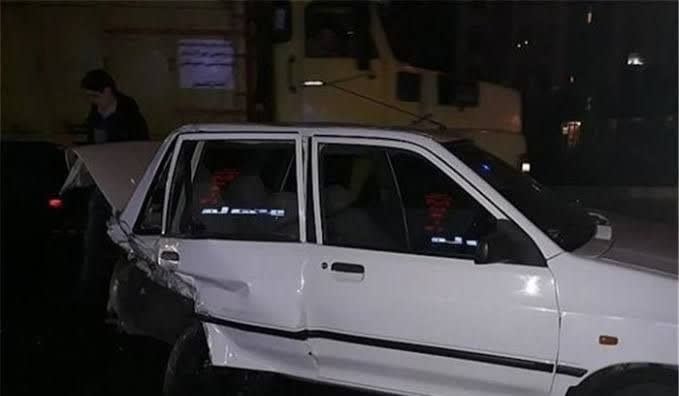 برخورد پراید و دنا در جاده تفرش؛ ۵ مصدوم به بیمارستان منتقل شدند