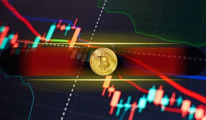 بیت کوین تا مرز ۸۰ هزار دلار سقوط کرد؛ موج فروش به بازار کریپتو رسید