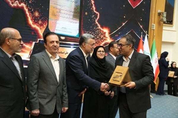 افتخاری دیگر برای فولاد خوزستان؛ امیر حسینی کلورزی دبیر تدوین استاندارد نمونه کشور شد