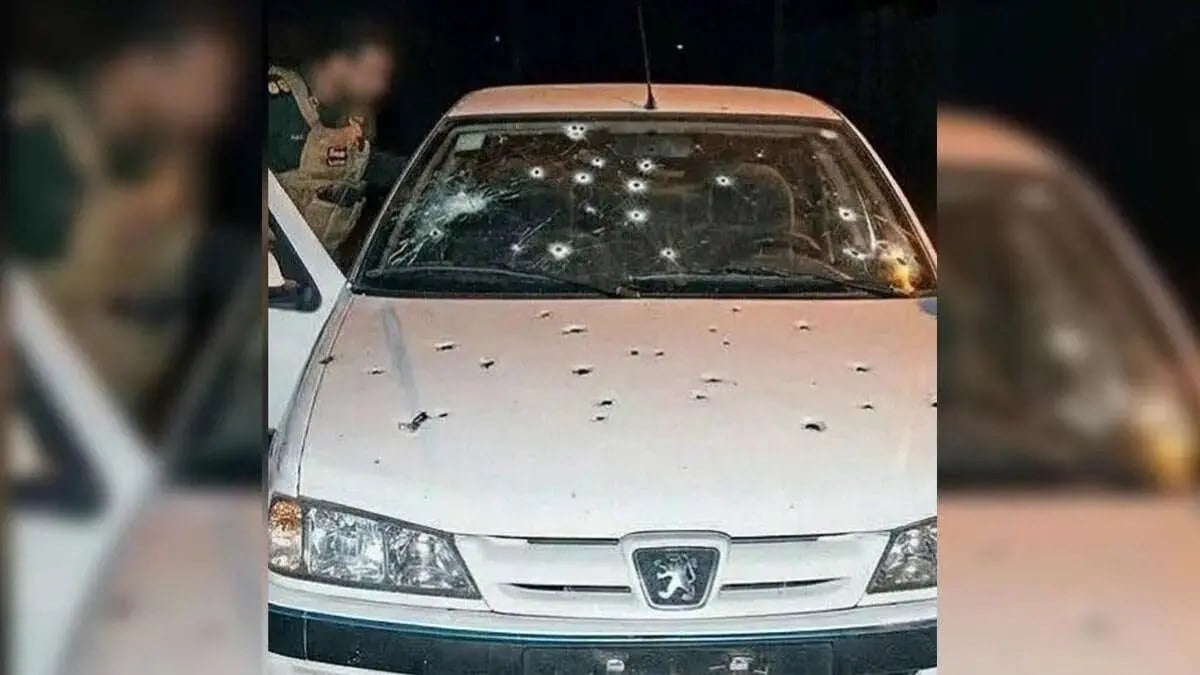 درگیری مسلحانه سرنشینان دو خودرو پژو با پلیس در شهرستان خاش