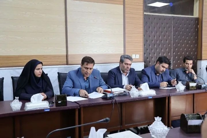 تأکید بر رفع موانع حقوقی مسکن صوفیان و تسریع در واگذاری اراضی طرح جوانی جمعیت در شبستر