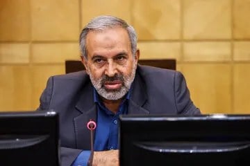 نشست مجمع نمایندگان تهران برای بررسی مشکلات سازمان اقتصاد اسلامی/تأکید نمایندگان بر تسهیل شرایط قرض الحسنه ها برای ارائه وام های خرد به مردم