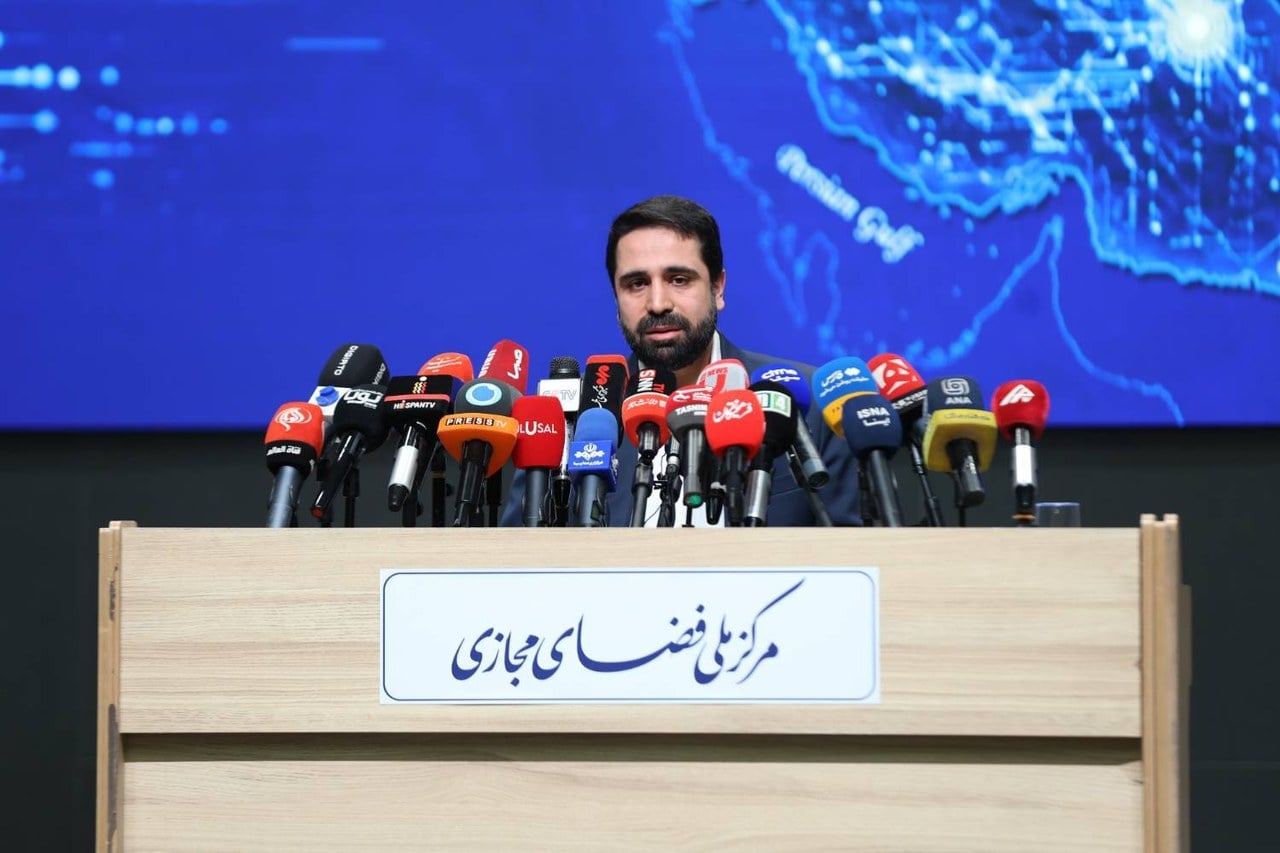 دبیر شورای عالی فضای مجازی: چند سامانه برای مقابله با استارلینک داریم/ قطع اینترنت آخرین گزینه است