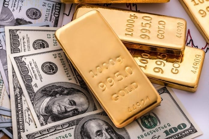 طلا یا دلار؛ کدام بازار برای سرمایهگذاری مناسبتر است؟