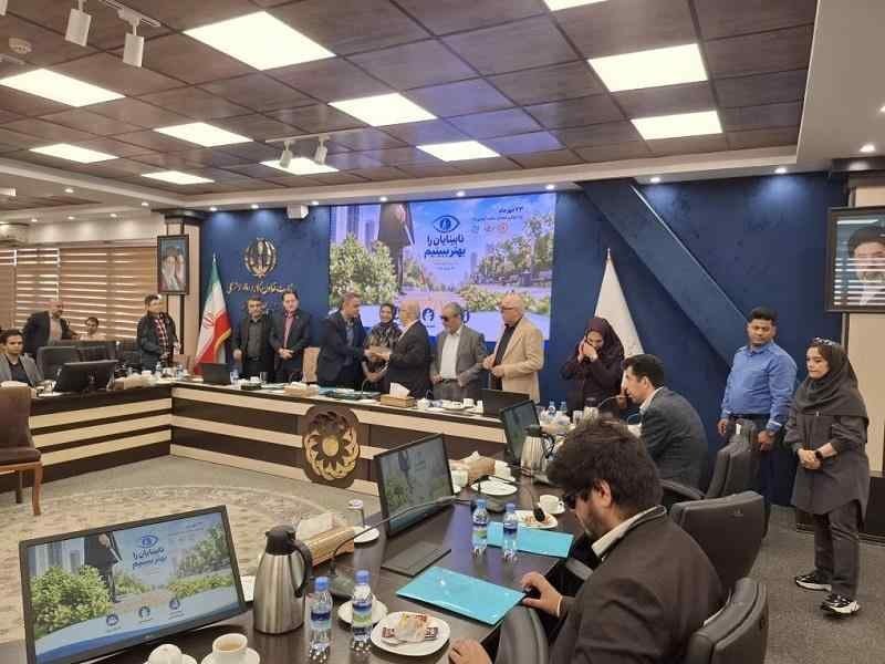 الگویی شایسته در حمایت از روشندلان/ تقدیر رئیس سازمان بهزیستی و انجمن نابینایان از رویکرد انساندوستانه بانک مسکن در روز عصای سفید
