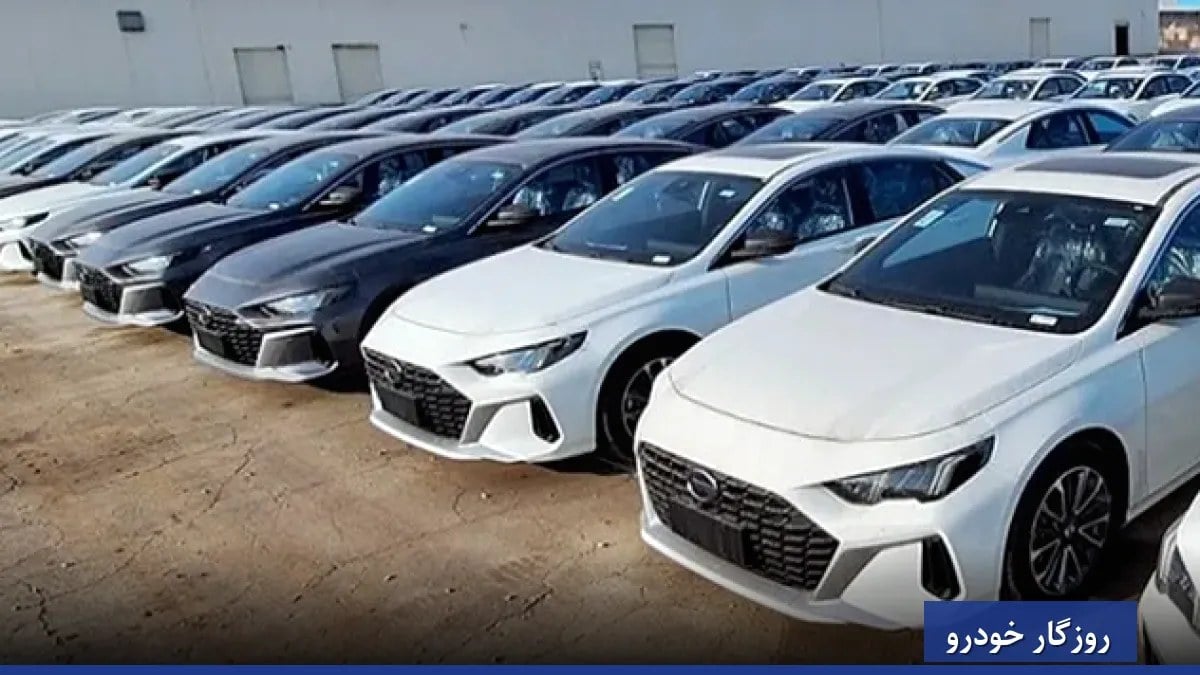 فروش خودروسازان داخلی ۳۰ درصد سقوط کرد