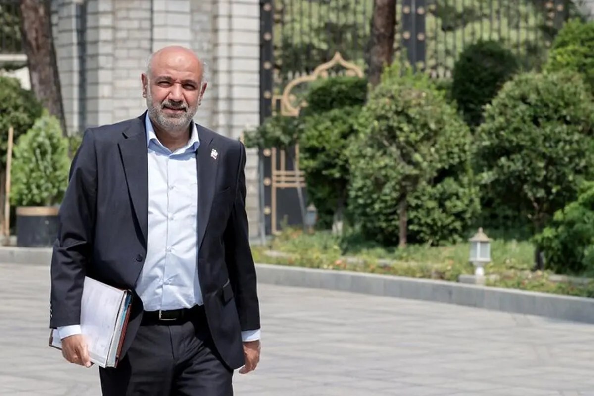 میدری : پرداخت حق بیمه کارگران جدید کارگاههای کوچک پیگیری می شود