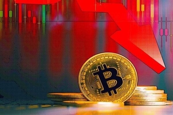 قیمت بیتکوین ۲۰۰۰ دلار ریزش کرد / نرخ روز ارزهای دیجیتال