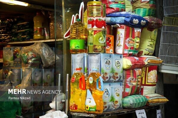 قیمت جدید کالاهای اساسی/ هر شانه تخم مرغ چقدر شد؟ + جدول
