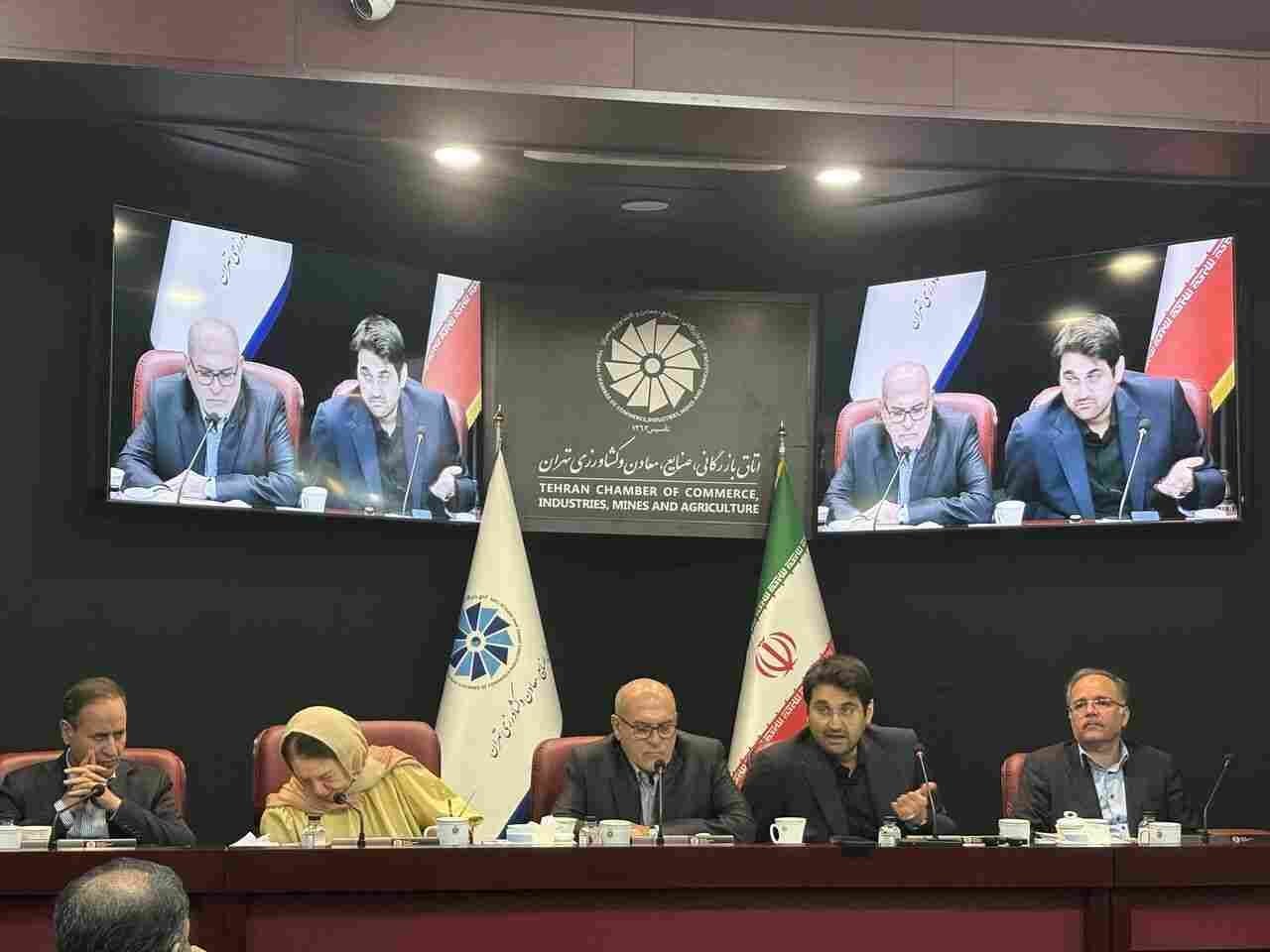 توقیف حسابهای بانکی مودیان باید متناسب با میزان بدهی قطعی مالیاتی باشد