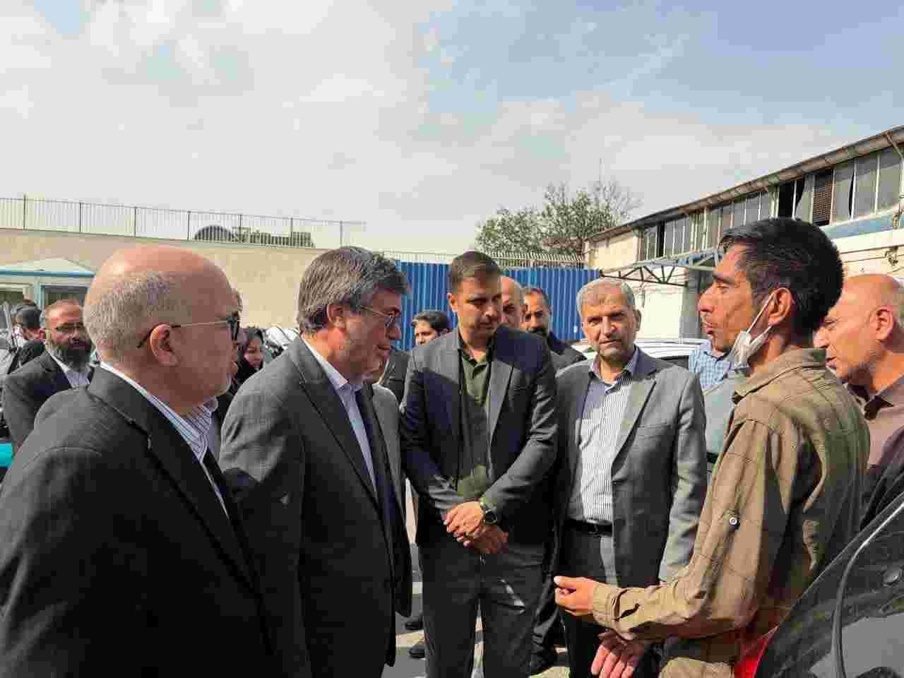 ارتقای کیفیت خدمات و تکریم بیمهگزاران بیمه ایران