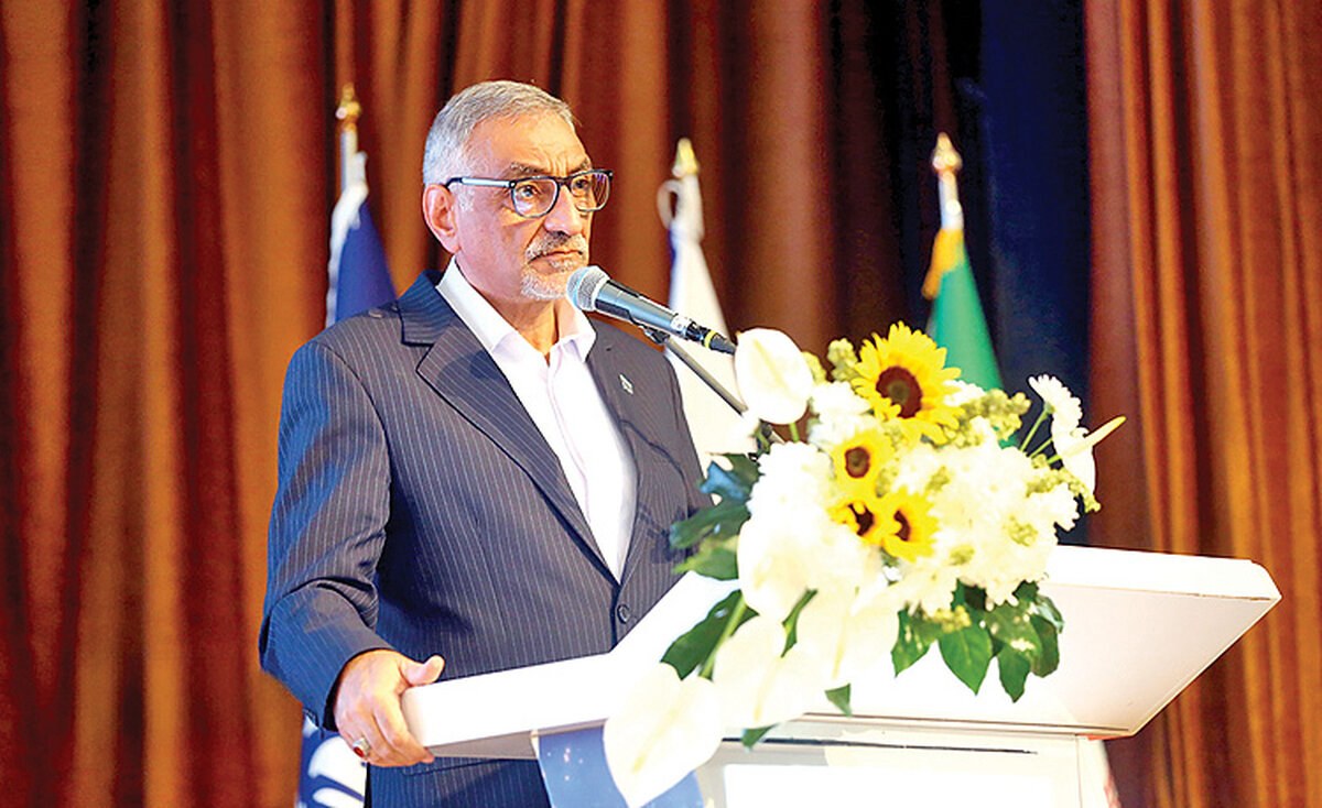 سمپوزیوم فولاد آغاز به کار کرد