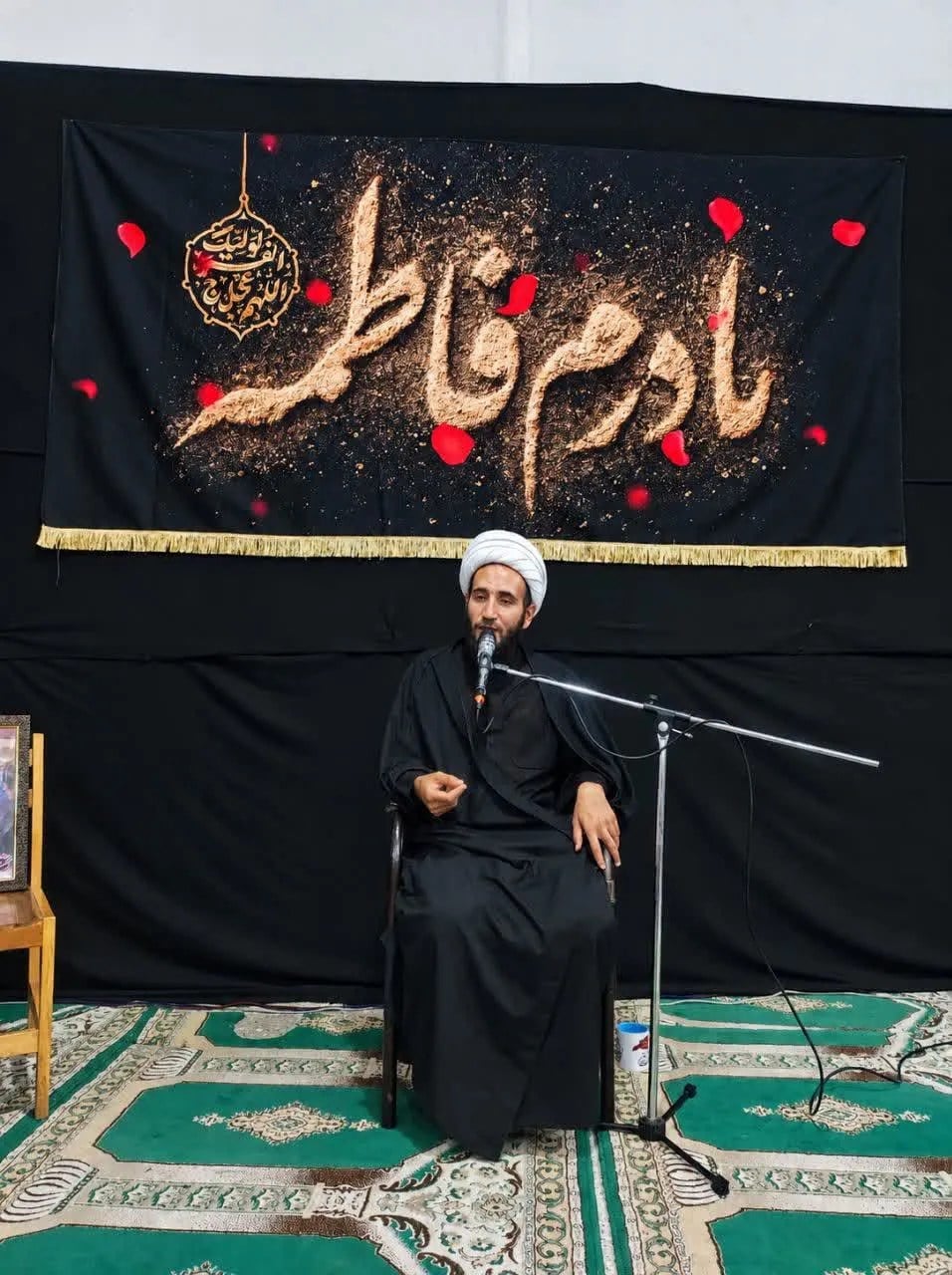 بصیرت فاطمی جامعه را بیمه میکند