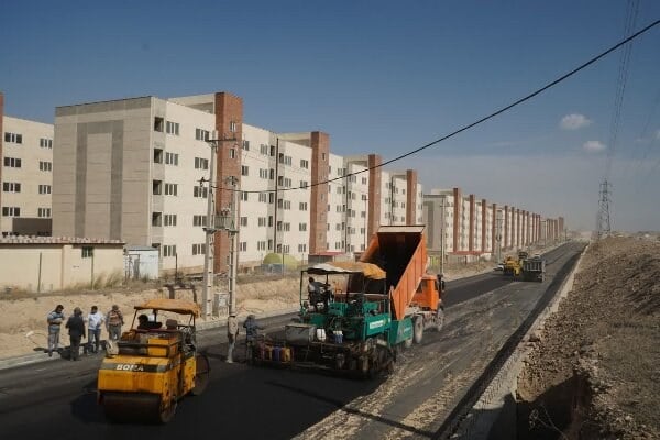 تکمیل زیرساختهای خدماتی، شرط تسریع در تحویل واحدهای آماده به متقاضیان است
