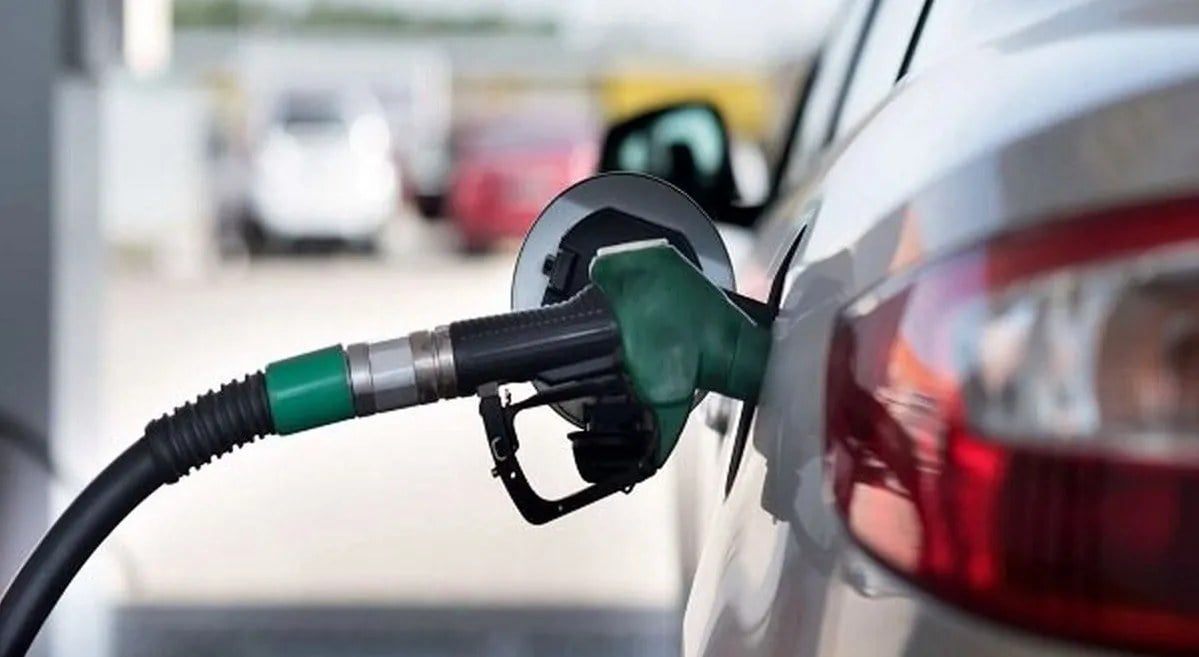 معماي يك ميليارد توماني بنزين/ وقتی قیمت خودرو جای مصرف بنزين را میگیرد