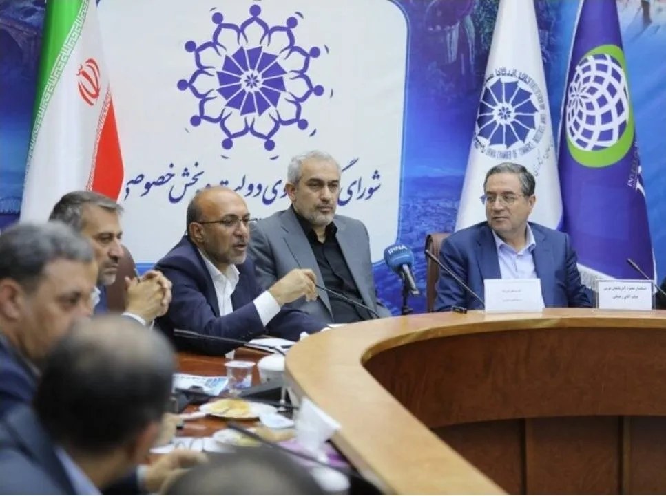 وزیر اقتصاد: برنامه جدید بورس برای تسریع تأمین مالی بنگاهها از طریق اوراق گام ارائه میشود